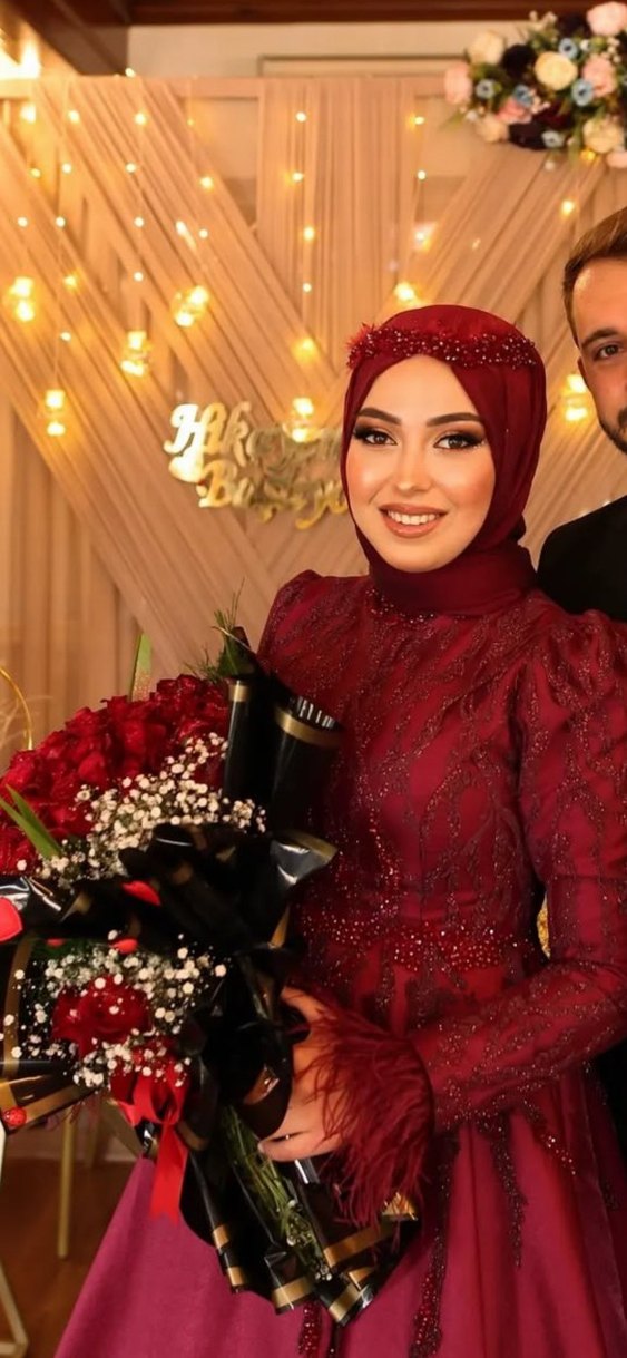 Bordo Kolları Tüy Detaylı Kadın Nişan Kına Şık Abiye - Görsel 2