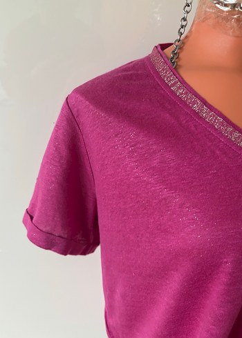 Mor V Yaka Kısa Kollu Salaş Tişört - Görsel 2