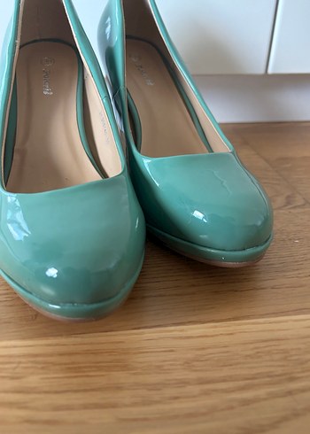 Turkuaz Rugan Stiletto Topuklu Kadın Ayakkabı - Görsel 3