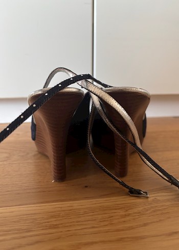 Lacivert Fiyonklu Kadın Dolgu Topuk Abiye Ayakkabı - Görsel 5