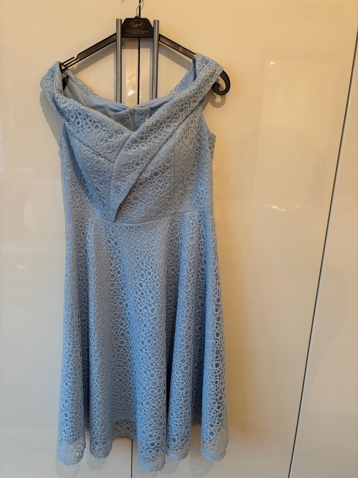 Vedat 42 Dantel Detaylı V Yaka Uzun Mavi Abiye Elbise - Görsel 3