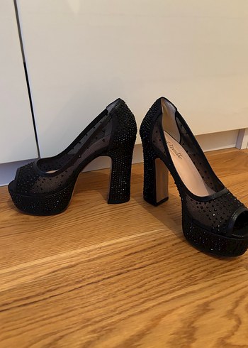 Siyah Nakışlı Platform Topuklu Kadın Abiye Ayakkabı - Görsel 7