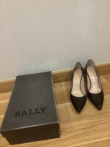 Bally Bally Switzerland 39.5 Topuklu Rugan