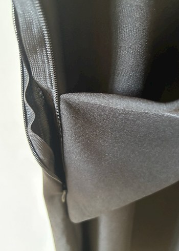 Siyah V Yakalı Uzun Kollu Drapeli Elbise - Görsel 4