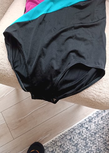 Renkli Çizgili Kadın Mayo - Görsel 3