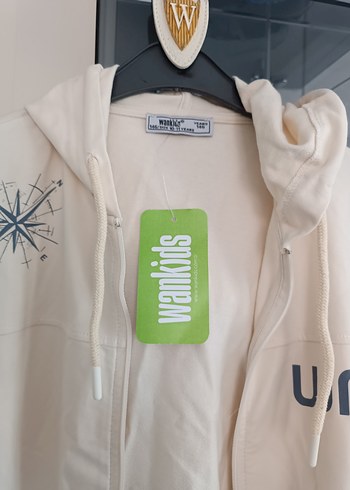 Beyaz Kapüşonlu Uzun Kollu Fermuarlı Kadın Ceket - Görsel 2