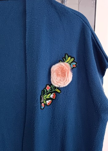 Uzun Kolluksuz Nakışlı Kadın Sabahlık - Görsel 2