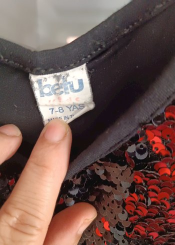 7 Yaş Beden kırmızı Renk Kız Çocuk Kırmızı Siyah Payetli Elbise