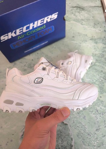 Skechers D-lites