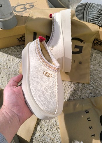 37 Beden Ugg terlik