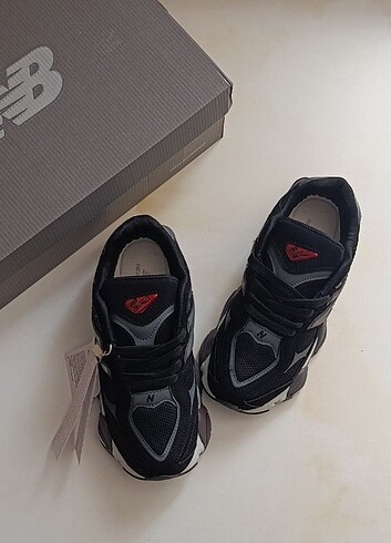 38 Beden New Balance 9060 