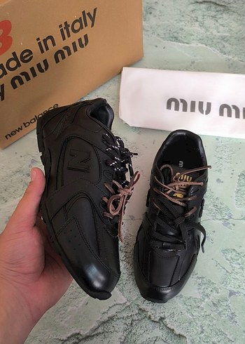 37 Beden siyah Renk New Balance miu miu