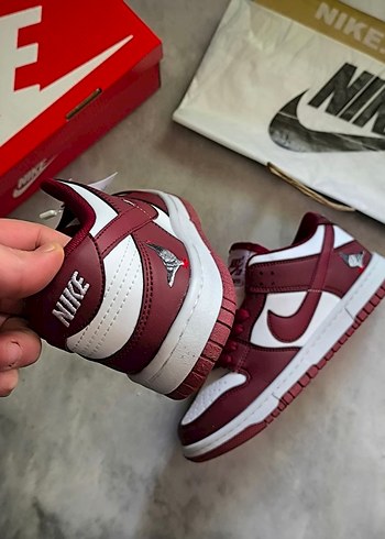 Nike jeff staple x