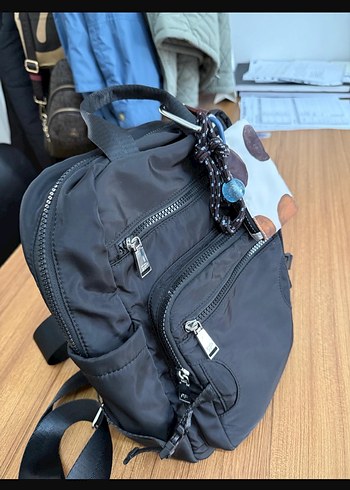 Parfois Charm'li Siyah Sırt Çantası - Görsel 7