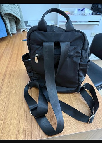 Parfois Charm'li Siyah Sırt Çantası - Görsel 5