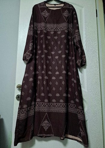 Bohem Tarz Uzun Kahverengi Desenli Elbise - Görsel 2