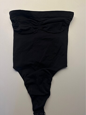 Skims Straplez Tanga Korse
