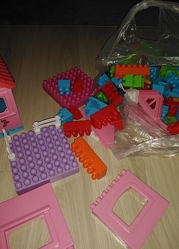  Beden Lego oyuncakları