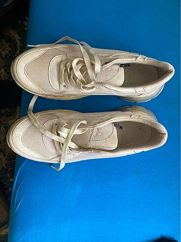 Diğer Beyaz spor ayakkabı temiz yeni 200 tl