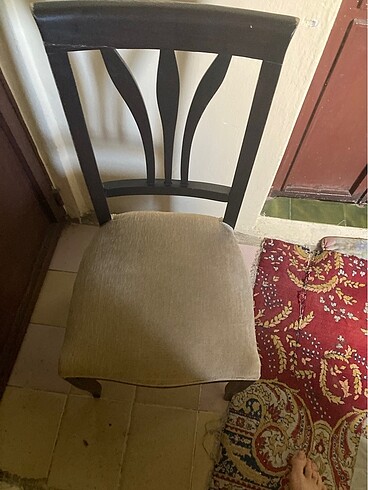 tahta sandalye 350 tl