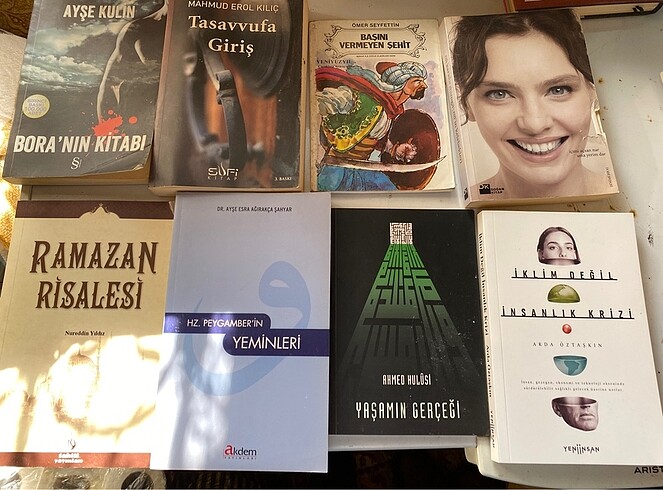 8 kitap 400 tl