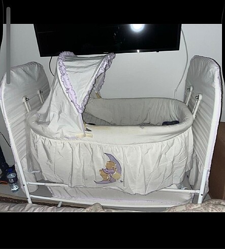 Beden Sallanır Bebek beşiği