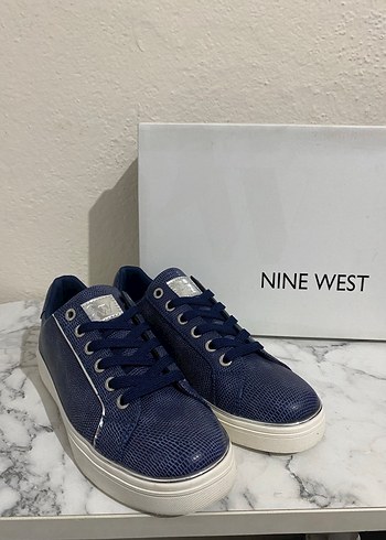 Nine West Lacivert Yılan Desenli Denim Sneakers - Görsel 2