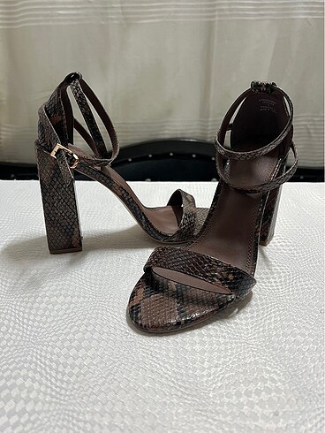 39 Beden kahverengi Renk #Asos #Topuklu #Sandalet #Yılan #Derisi #Orijinal