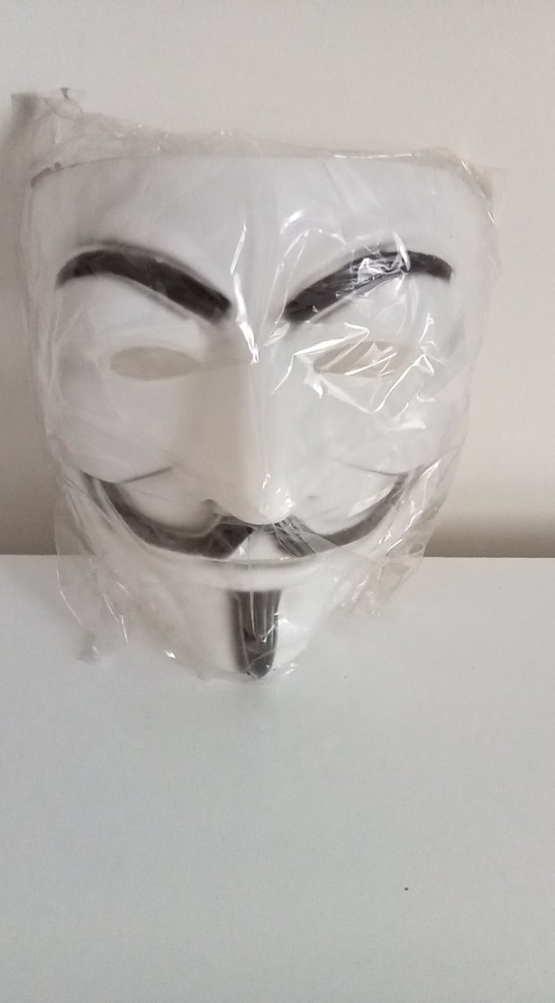 Beyaz Guy Fawkes Maskesi - Görsel 3