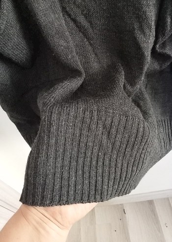 Gri V Yakalı Örgü Kadın Triko - Görsel 6