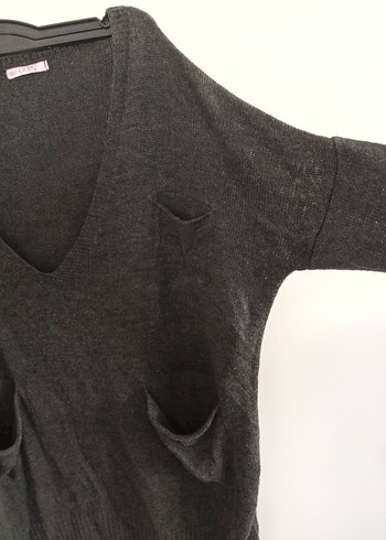 Gri V Yakalı Örgü Kadın Triko - Görsel 3