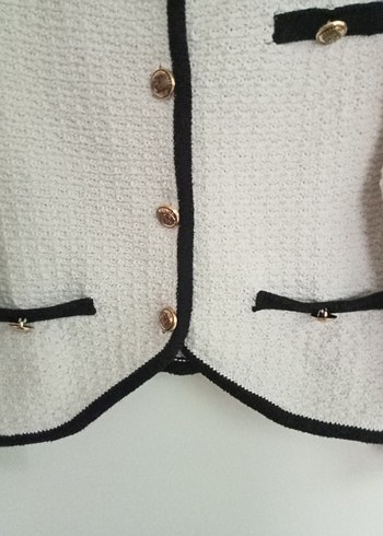 Düğmeli Beyaz Mini Vintage Hırka - Görsel 3