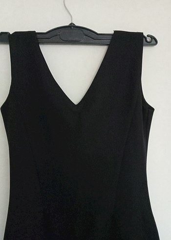 Siyah V Yaka Elbise - Görsel 2