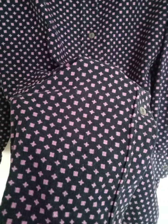 Uzun Kollu Mor Düğmeli Kadın Gömlek - Görsel 5