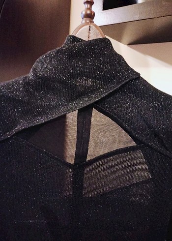 simli siyah transparan detaylı bluz - Görsel 2
