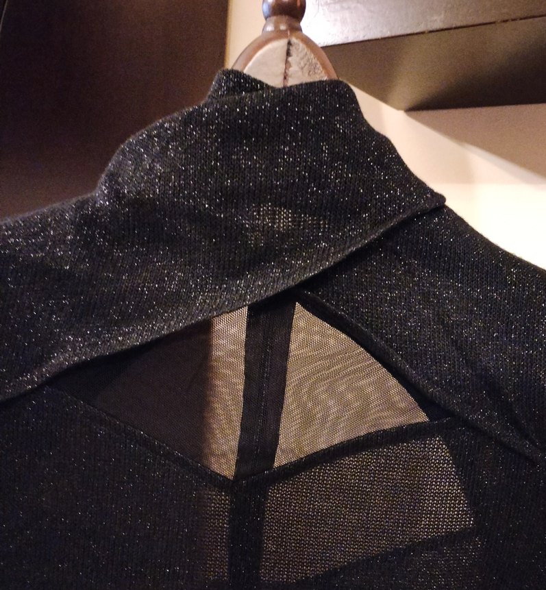 simli siyah transparan detaylı bluz - Görsel 3