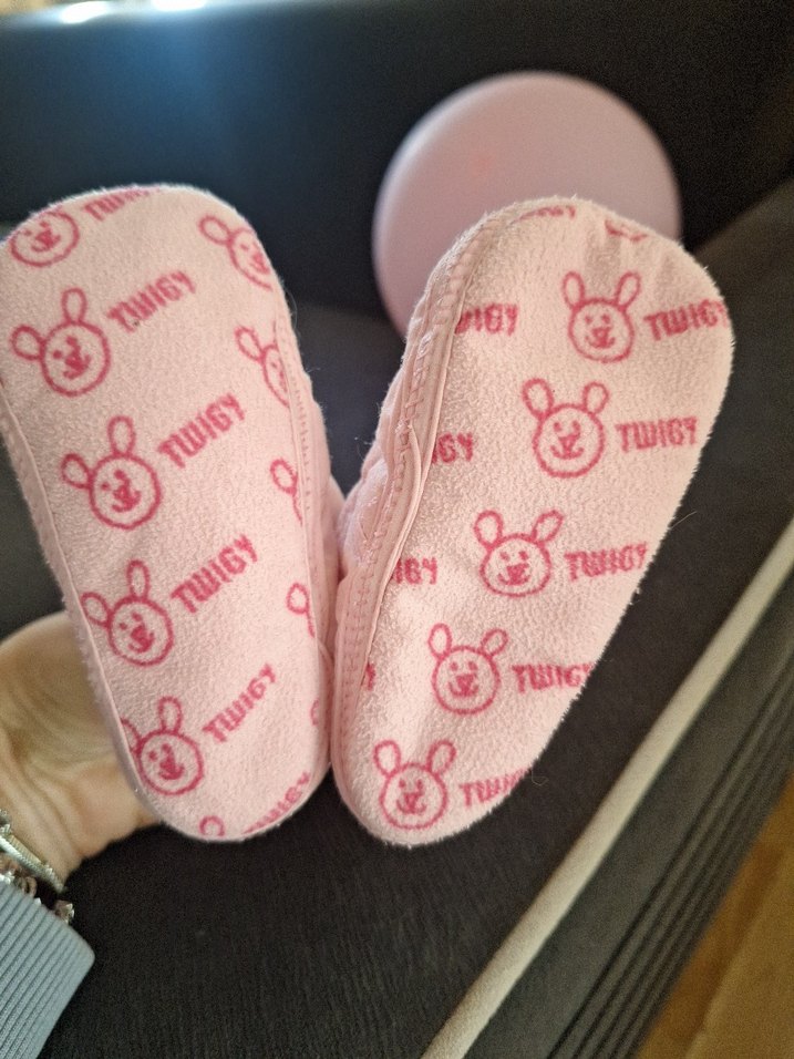 Kız bebek  Pembe panduf - Görsel 2