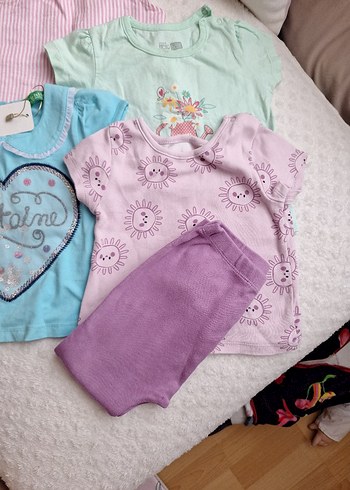 Kiz Bebek Cesitli Tshirtler - Görsel 4