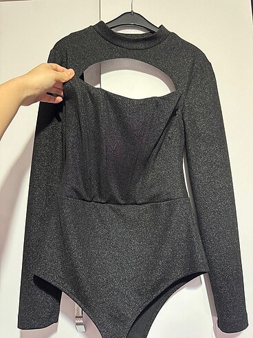 Simli şık bodysuit