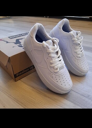 Nike Nikeeee