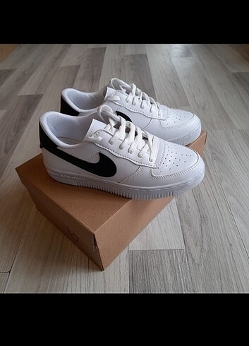 Nike Nikeee