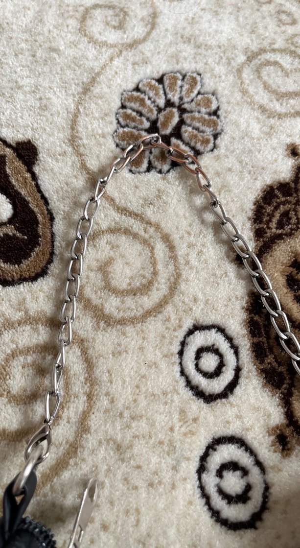 Zincir Detaylı Siyah Prada Deri Çanta - Görsel 5