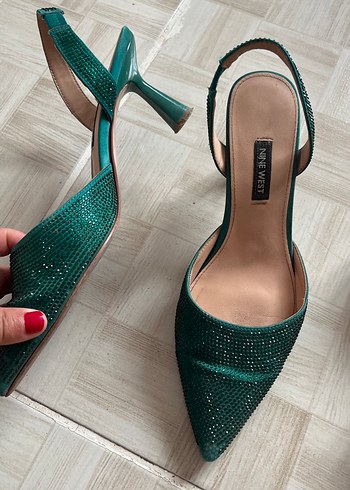 Yeşil Payetli Stiletto Topuklu Kadın Ayakkabı - Görsel 2