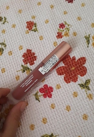 golden rose matte lipstick