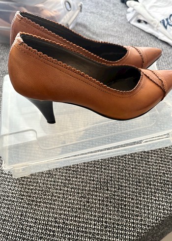 Bej Deri Bağcıklı Stiletto Kadın Ayakkabı - Görsel 2