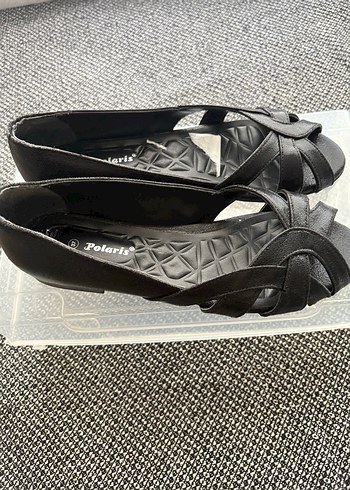 Siyah Yılan Desenli Kadın Dolgu Topuklu Sandalet - Görsel 2