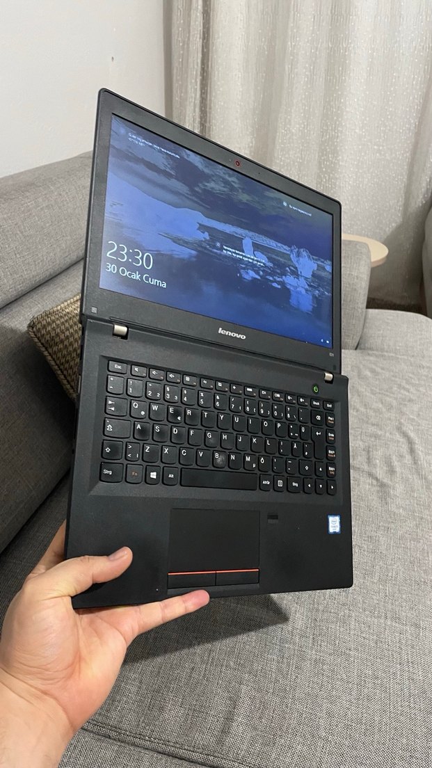 Lenovo Thinkpad 14 İnç Laptop  İ5 6th | 8 GB RAM | 240 GB SSD - Görsel 2