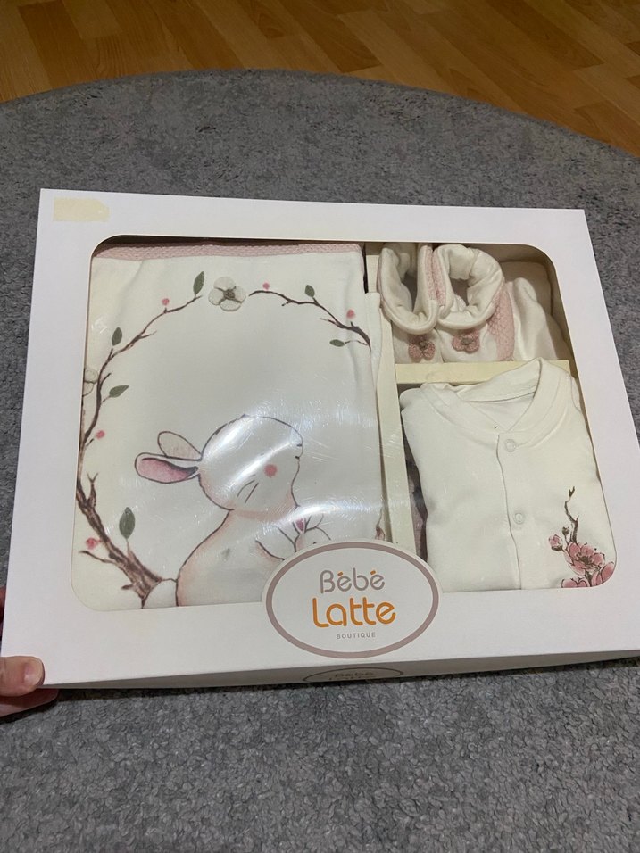 Bebek Kız Uzun Kollu Dantel Detaylı Takım - Görsel 3