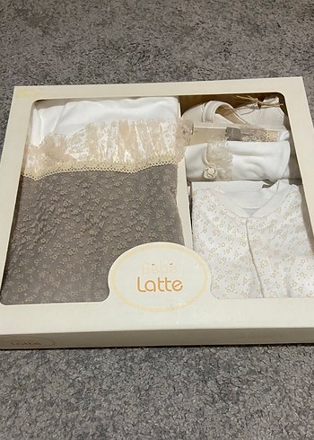 Nakışlı Keten Gri ve Beyaz Bebek Hastane Çıkışı - Görsel 3