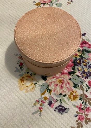 Bej Pastel Makyaj Organizeri Yuvarlak Kutulu - Görsel 3